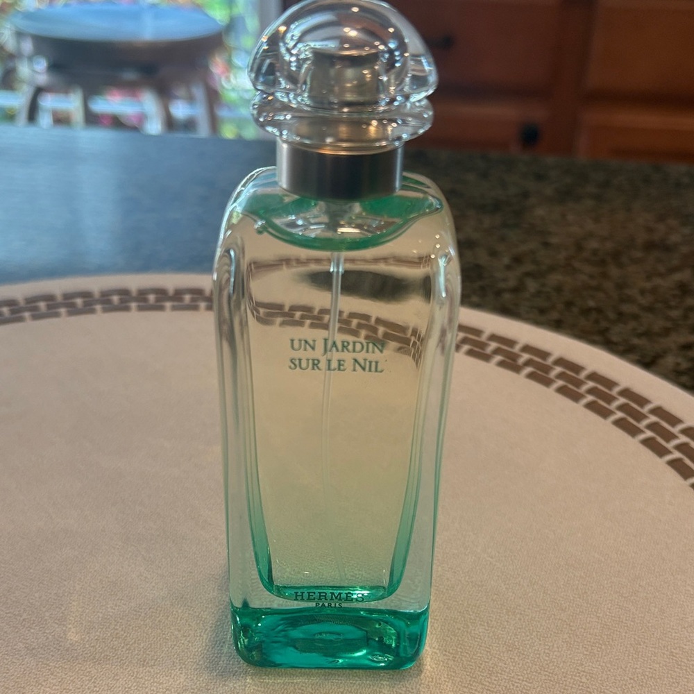 Hermes Un Jardin Sur Le Nil Perfume Bottle - Green and Clear